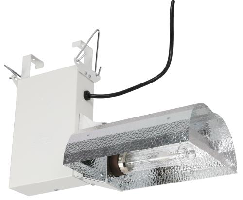 Sun System LEC Commercial Fixture 347 / 480 Volt w/ 3100 K Lamp
